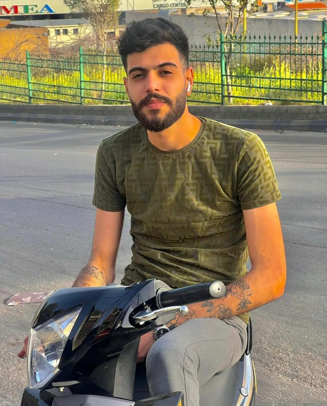 elias abas